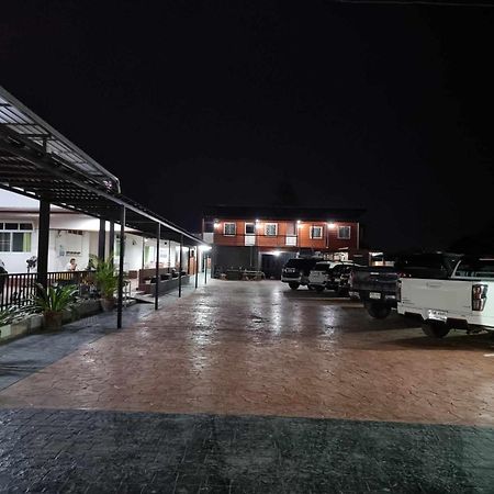 Baan Sabaijai Resort That Phanom Exterior foto