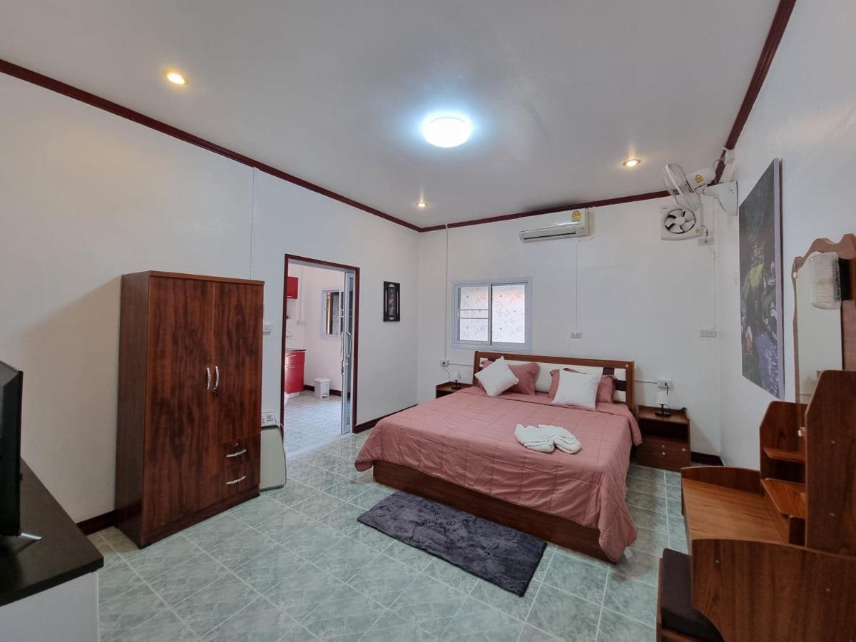 Baan Sabaijai Resort That Phanom Exterior foto