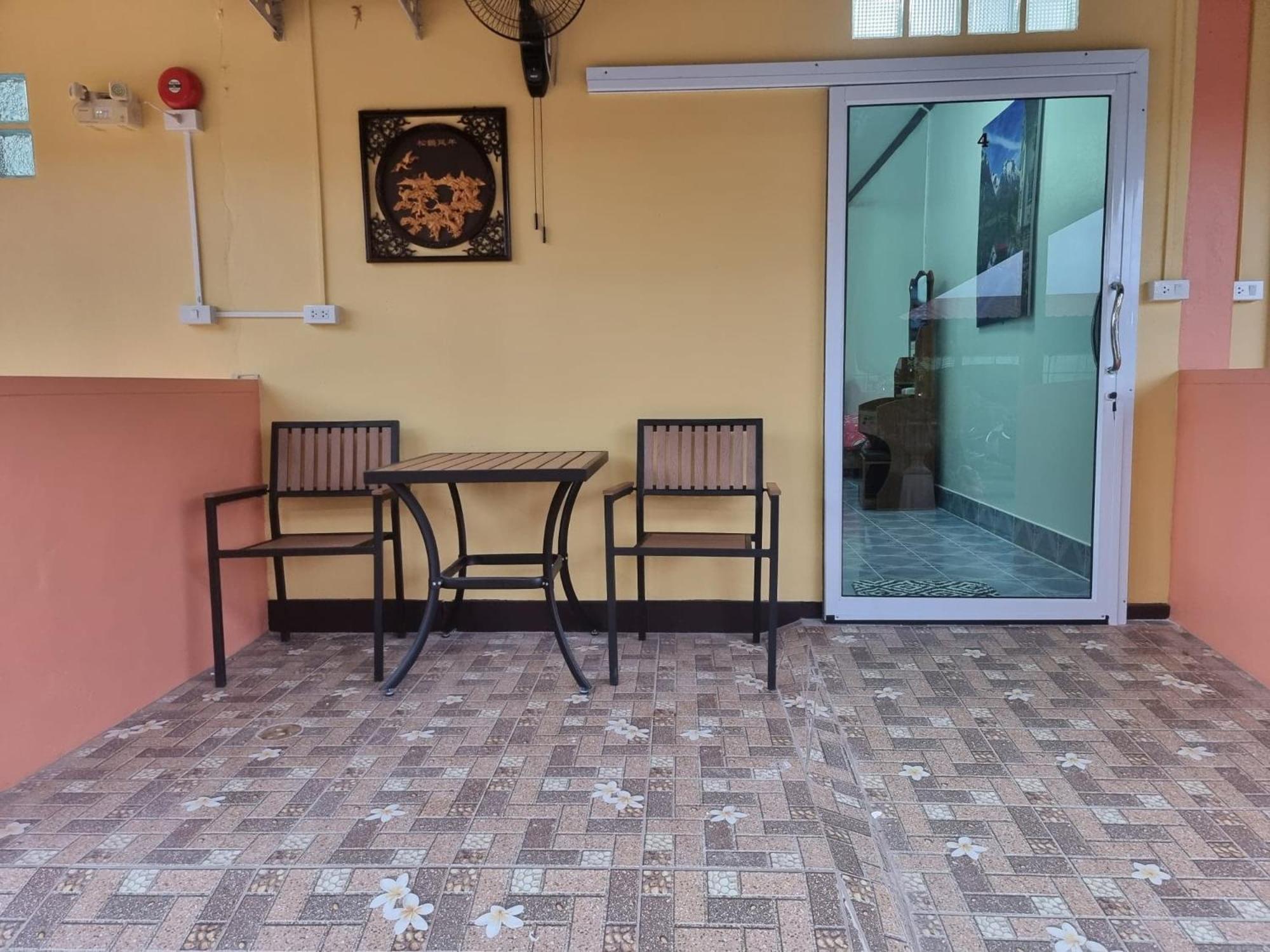 Baan Sabaijai Resort That Phanom Zimmer foto